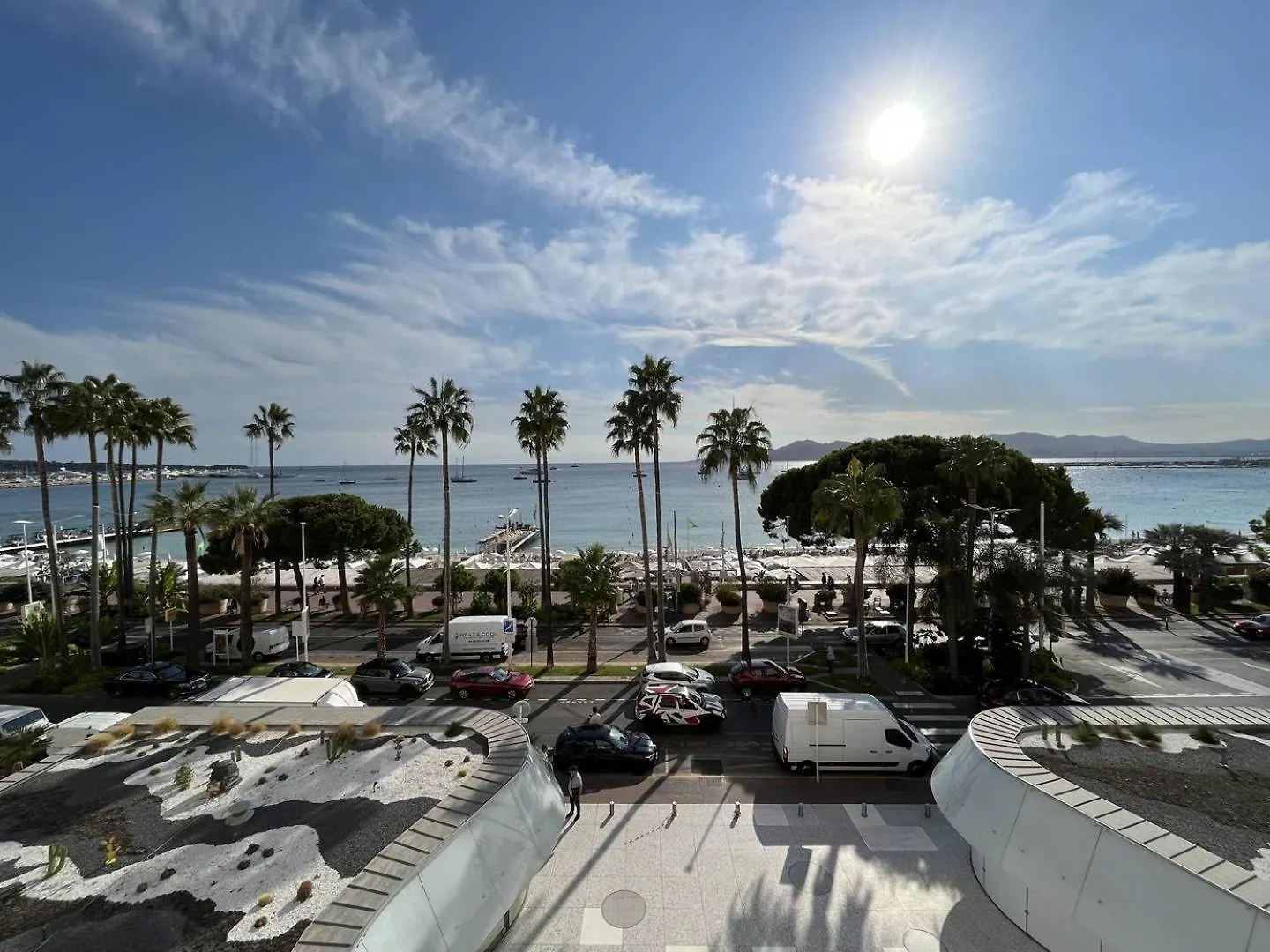 204 - Cannes La Croisette - Studio Face Mer Avec Balcon Apartment